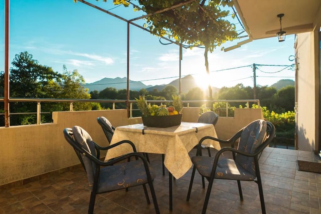 Villa Pavle'S Oasis Virpazar Esterno foto
