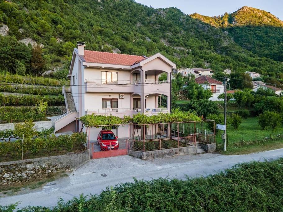 Villa Pavle'S Oasis Virpazar Esterno foto